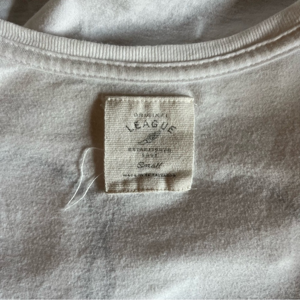 League Cream Graphic Thankful Crop T-Shirt Short Sleeve - Picture 6 of 6